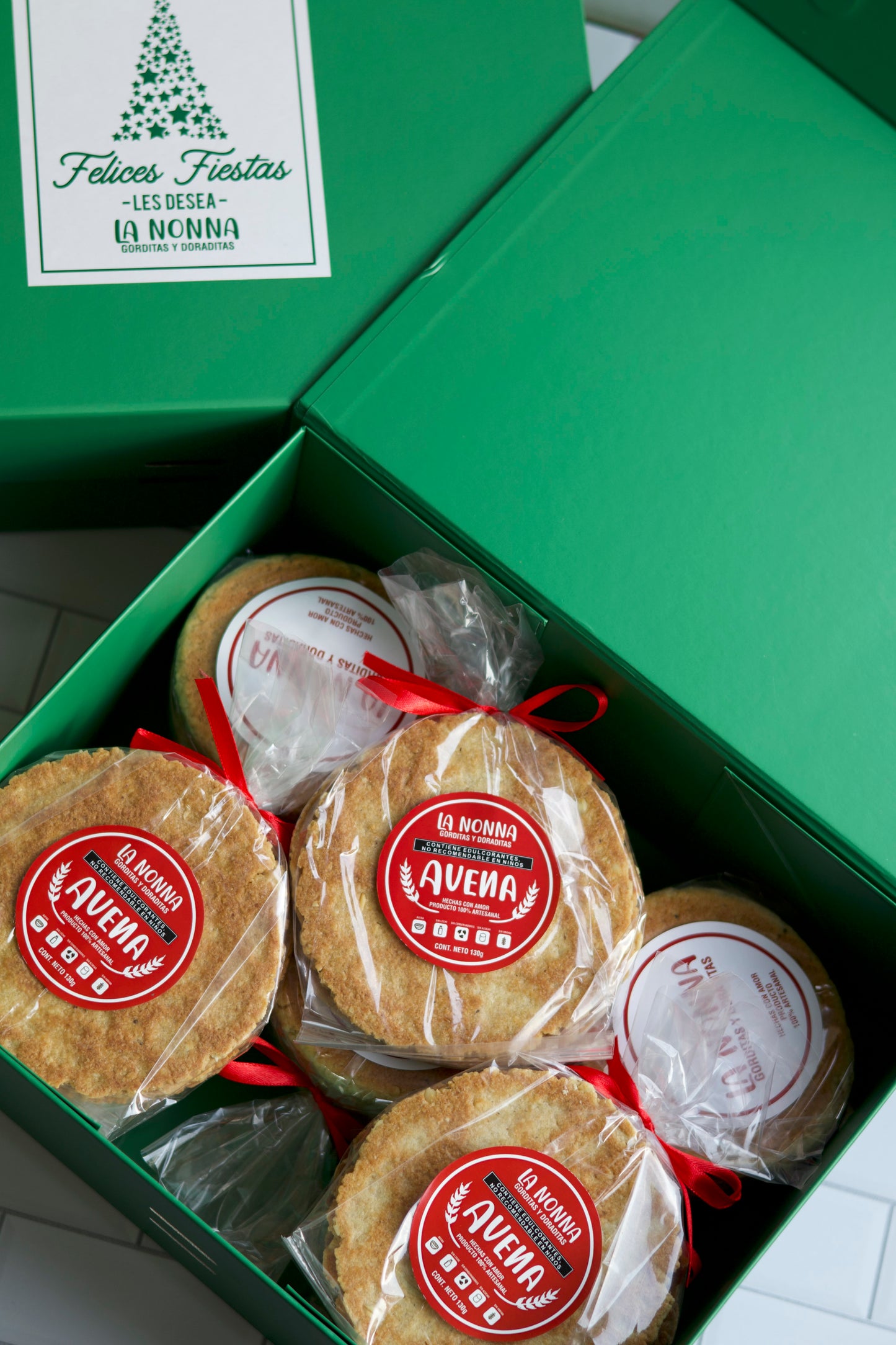 Edición Navideña Premium Mixta Avena 8 G